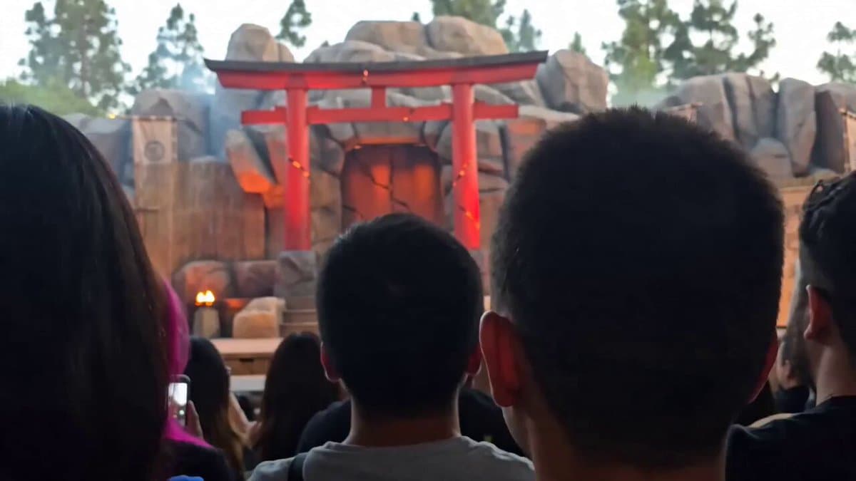 Smartphone POV Fantasy Stage Battle