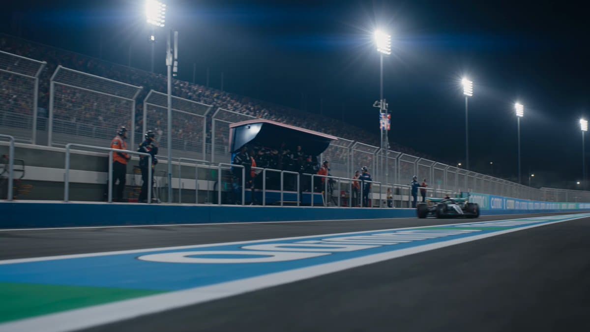 Formula 1 Pit Stop Night Cinematic