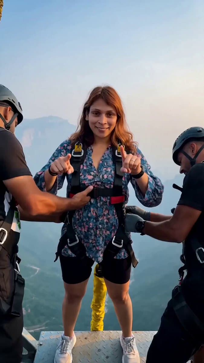 Cinematic Bungee Jump Action Video