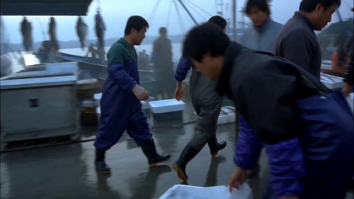 Realistic Korean Fish Market Auction