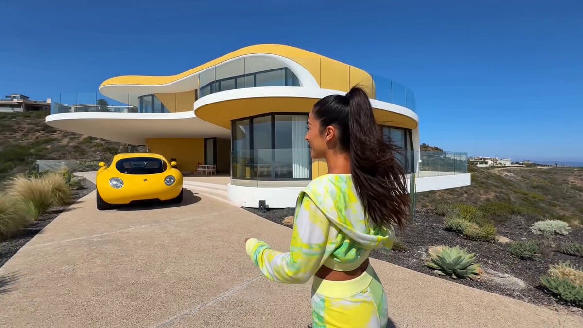 Influencer Luxury Villa Tour