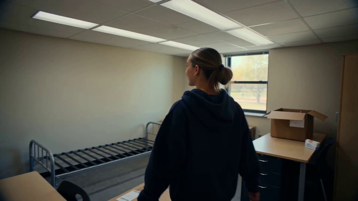 College Dorm Move-in Day Vlog