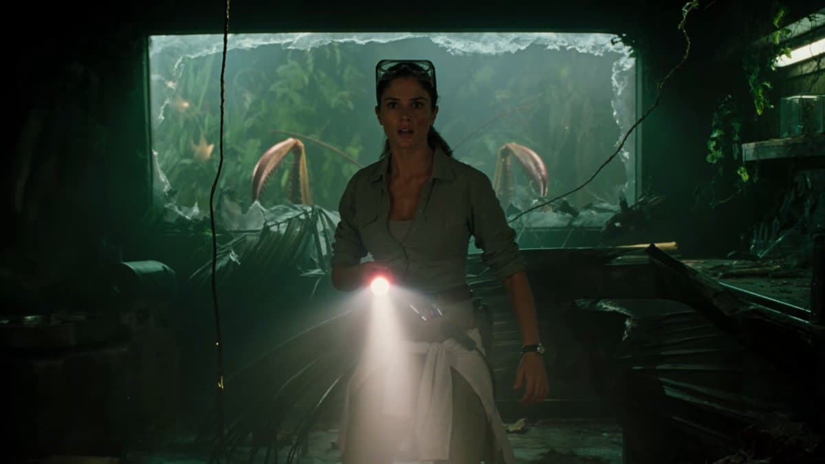 Jungle Lab Giant Mantis Thriller