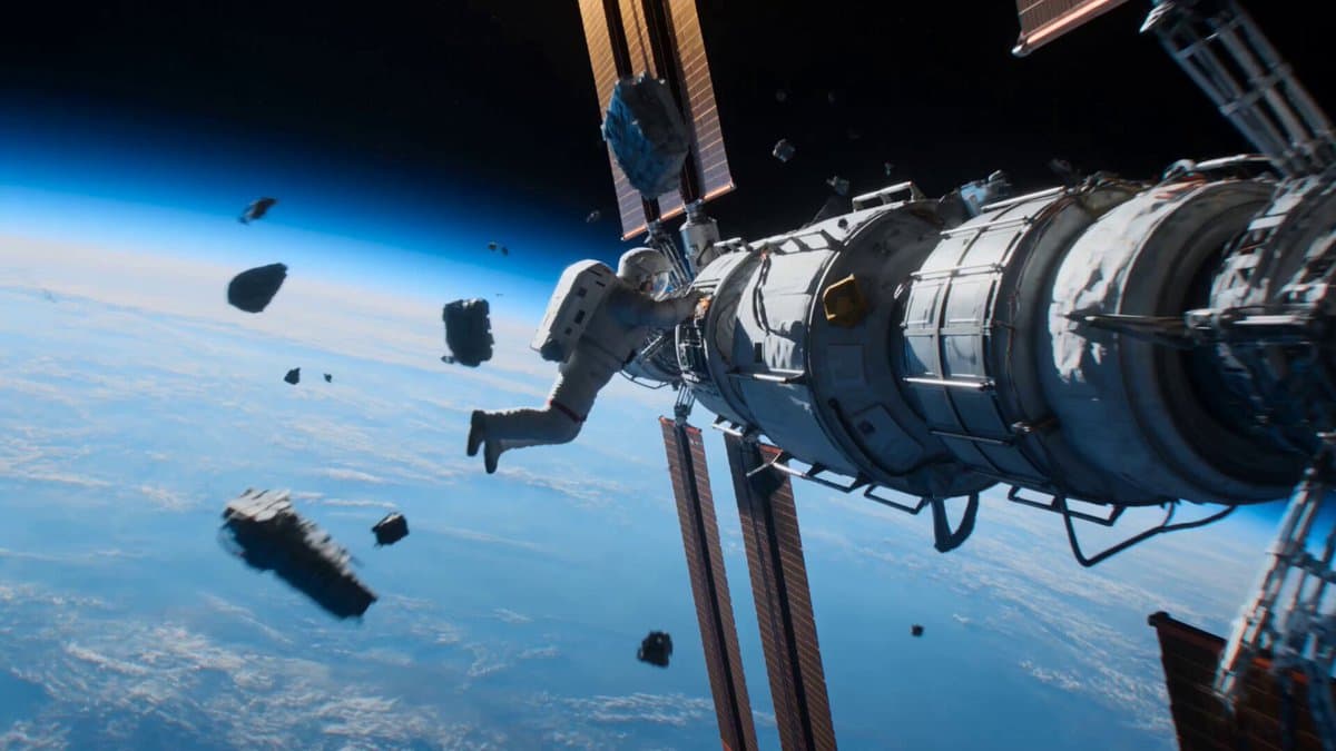 Astronaut to Apartment Match Cut Transition